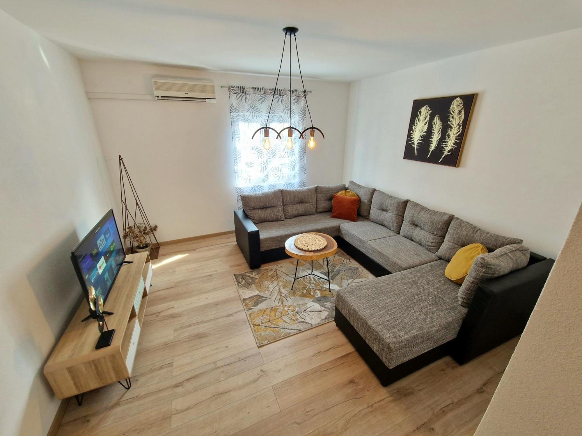 2 Bedroom Apartment Ljubica Sinj Luaran gambar