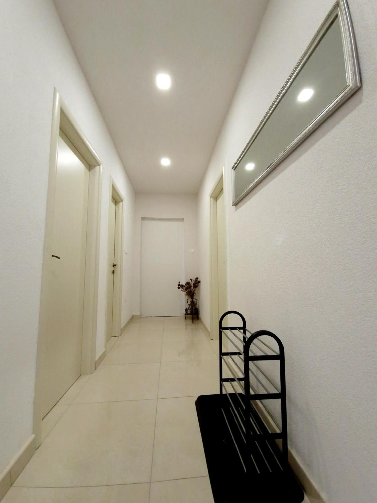 2 Bedroom Apartment Ljubica Sinj Luaran gambar